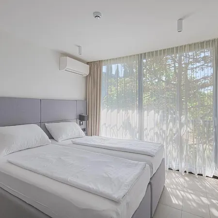 Hotel Paviljoni Omorika 3*