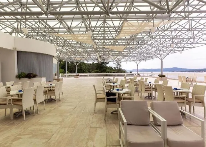 Hotel Paviljoni Omorika